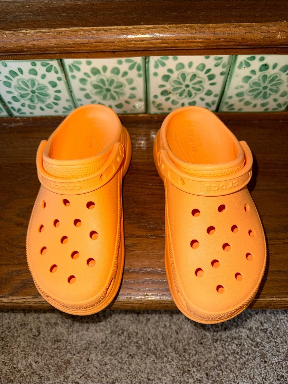 Crocs platform slides size 7